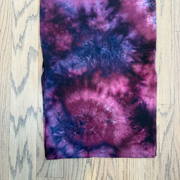 Sundry Women’s Tie-Dye Burgundy Side Slit Midi Skirt Size 1 - Picture 4 of 12